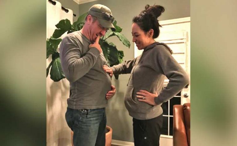 ‘fixer Upper’ Star Couple Makes Big Splash With 5th Pregnancy